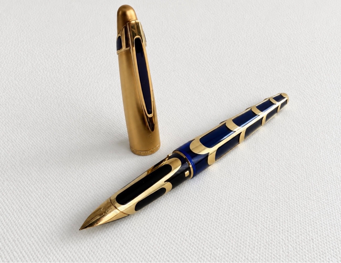 Waterman Edson Boucheron Limited Edition Fountain Pen Blue and Gold Fine 18k Nib