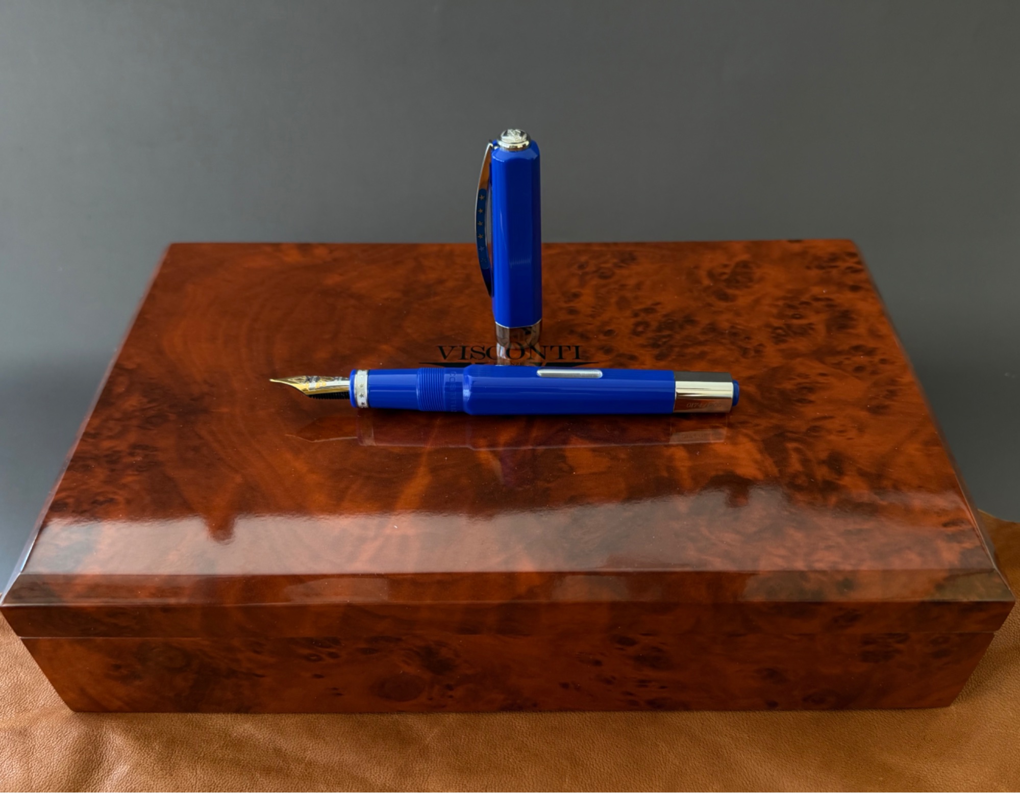 Visconti European Constitution Fountain Pen Limited Edition 18K F Nib | new