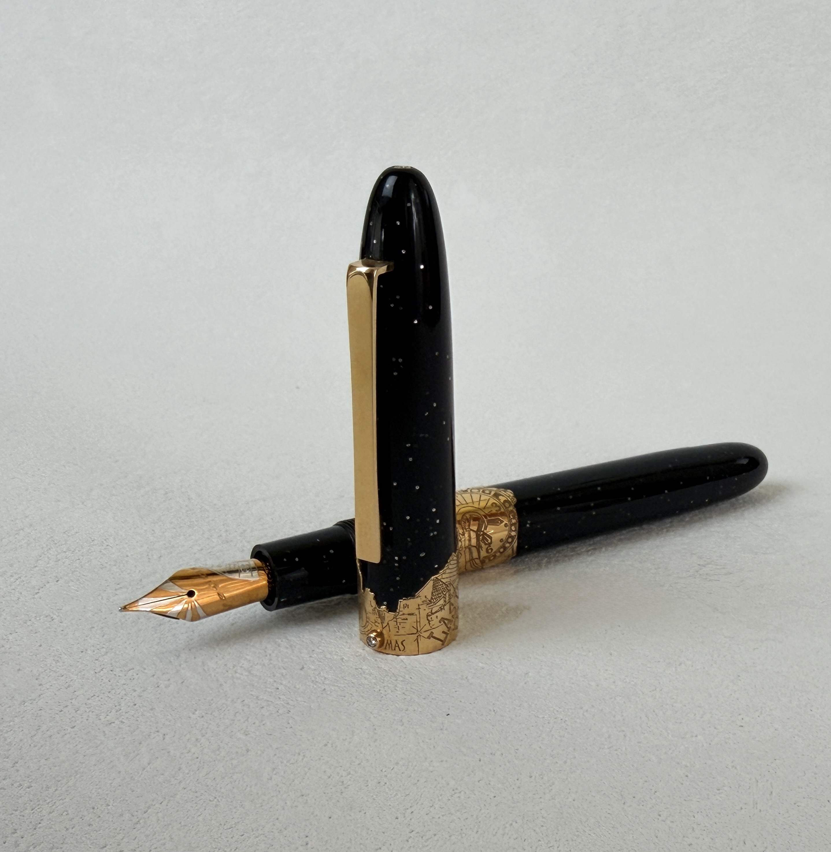 OMAS Las Vegas Fountain Pen Limited Edition 100 Large Gold Ring and Diamond