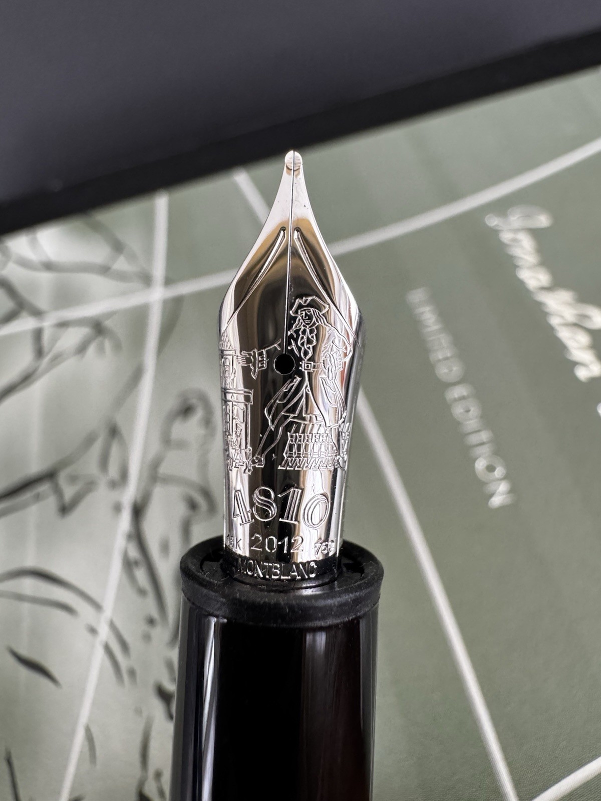 Montblanc Jonathan Swift Writers Edition 3-Pen Set RB Pencil FP 18K Nib - Image 4