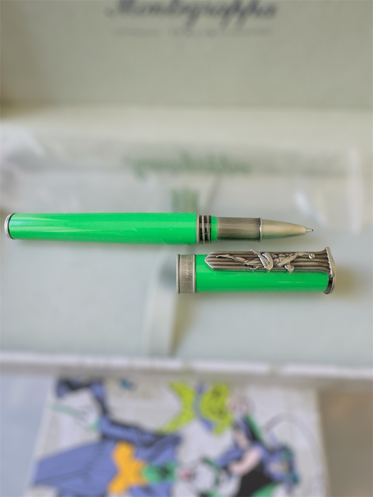 Montblanc Meisterstück Writers Edition Agatha Christie Fountain Pen 18K Gold Nib