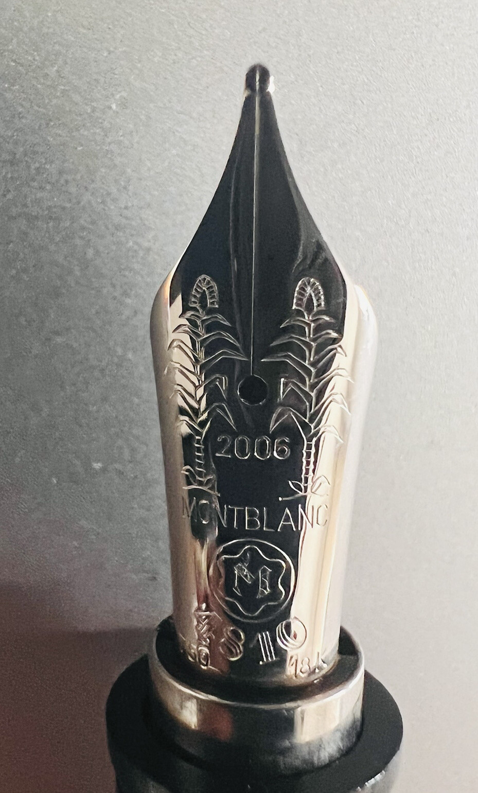 Montblanc Patron of Art Sir Henry Tate Fountain Pen 18K M Nib - Image 5