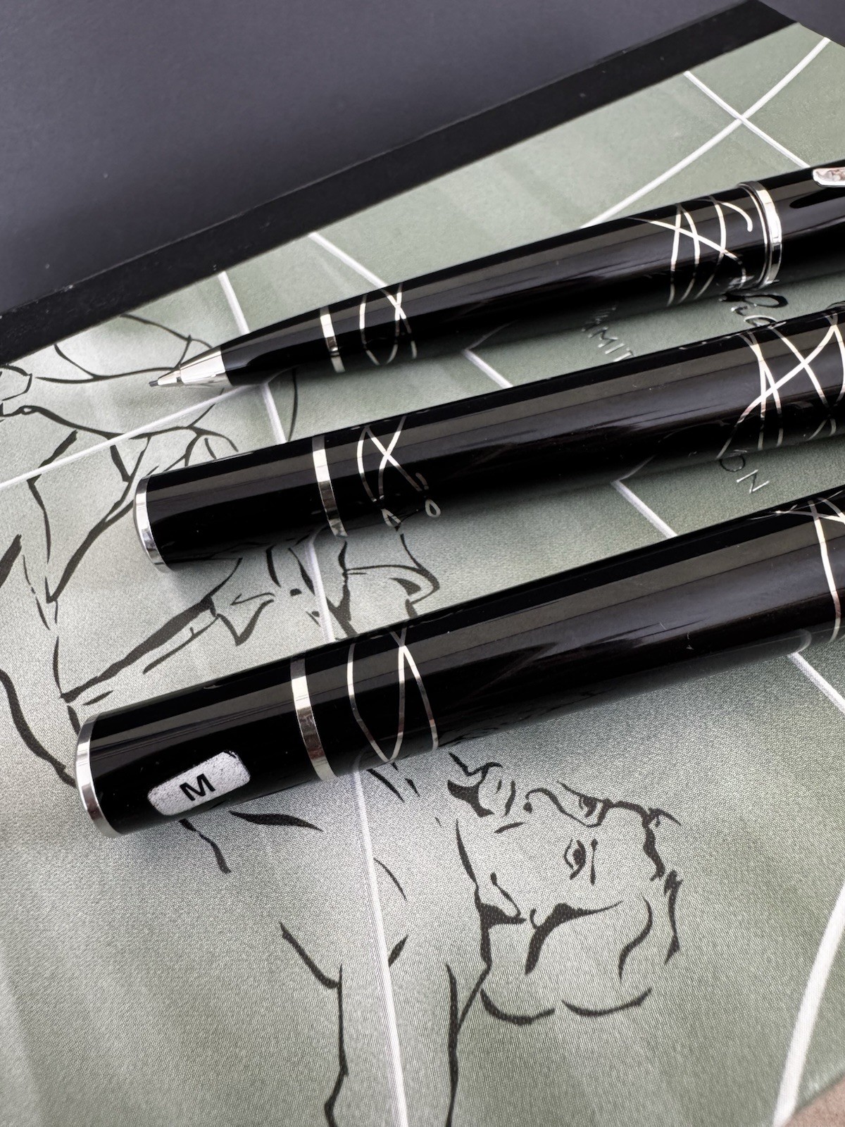 Montblanc Jonathan Swift Writers Edition 3-Pen Set RB Pencil FP 18K Nib - Image 10