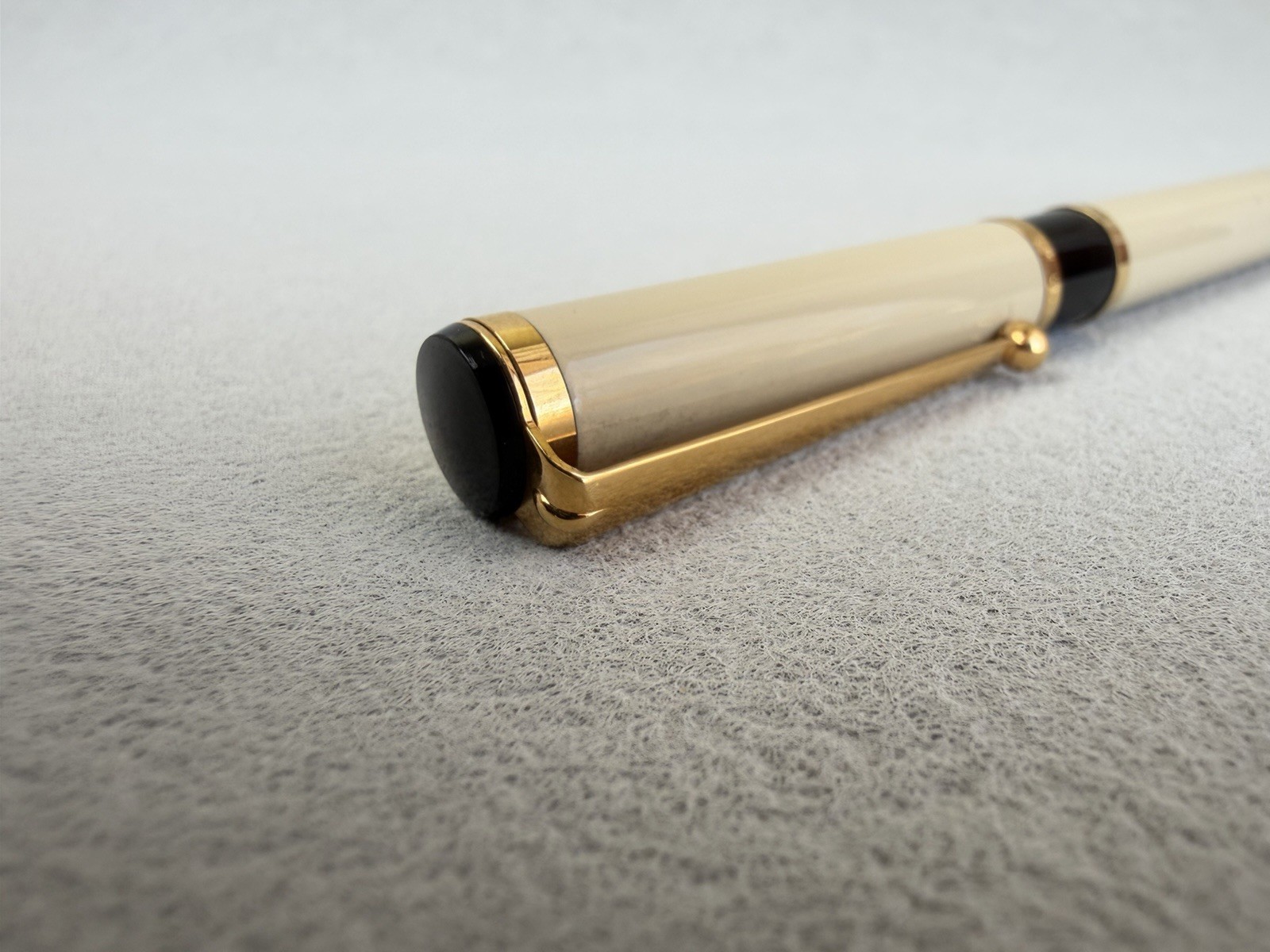 Vintage Waterman Fountain Pen 18K Gold Nib France - Image 10