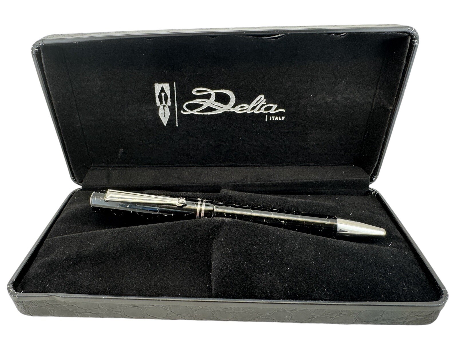 Delta Europa Collection Ballpoint Pen Black and White Body