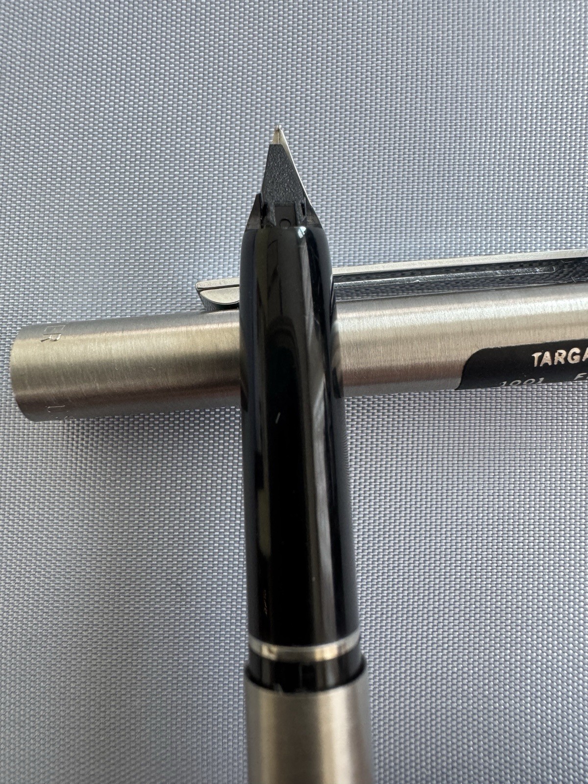 Sheaffer Targa Lifetime Stainless Steel Fountain Pen F Nib - Image 6