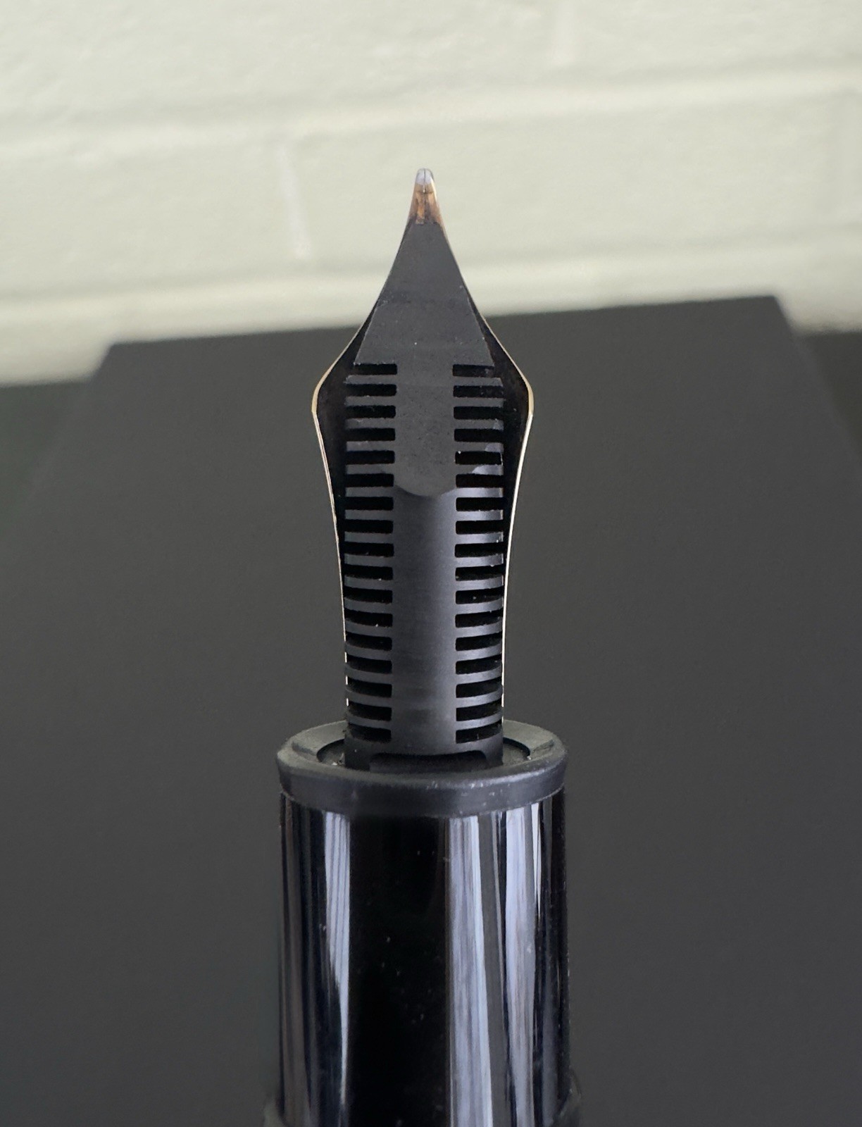 Montblanc Meisterstuck 149 Fountain Pen 14C Gold Medium Nib - Image 4