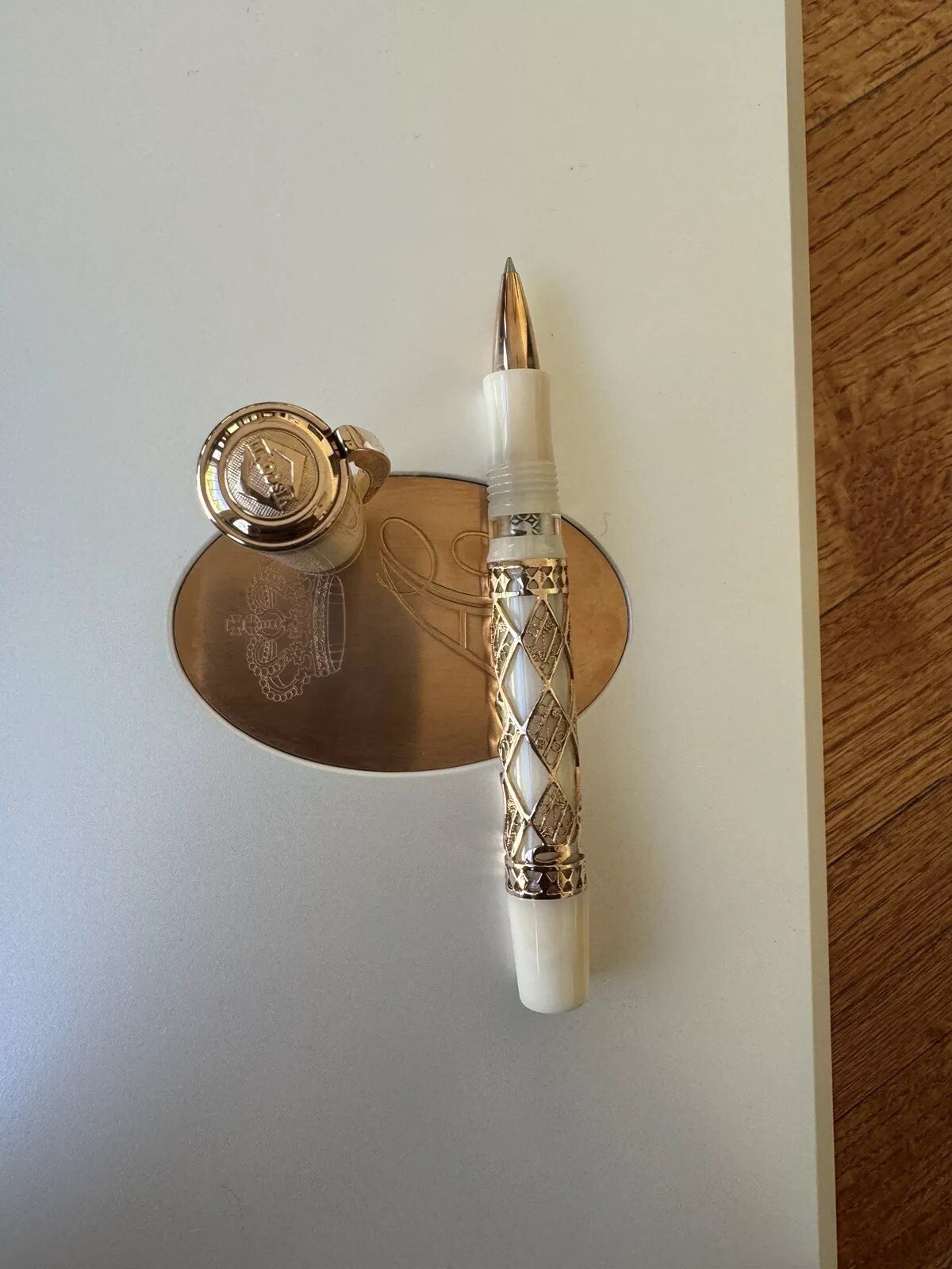Visconti Monaco Royal Princely Wedding Limited Edition Rollerball Pen - Image 6