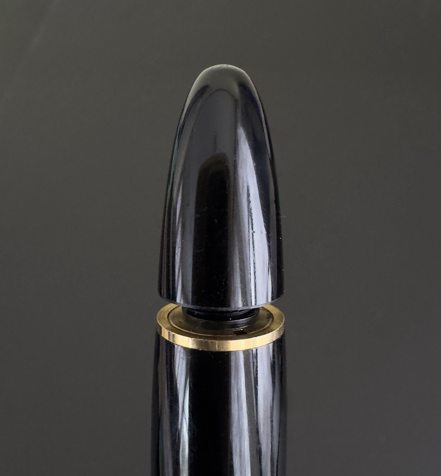 Montblanc Meisterstuck 149 Fountain Pen 14C Gold Medium Nib - Image 5