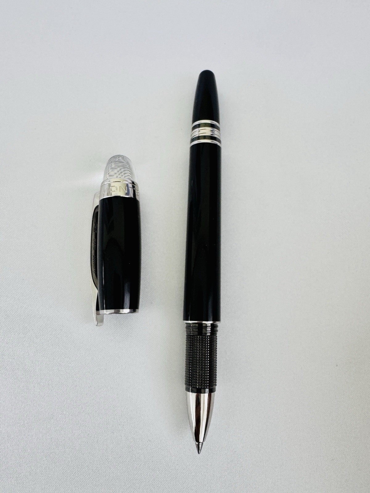 Montblanc StarWalker Rollerball Pen Black Resin Platinum Trim