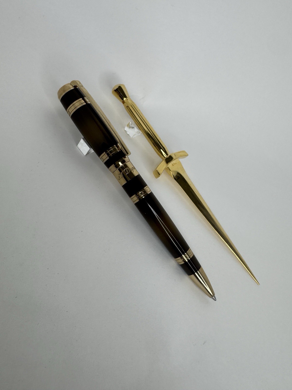 S.T. Dupont Ballpoint Pen D-Line Murder on the Orient Express Limited Edition - Image 2