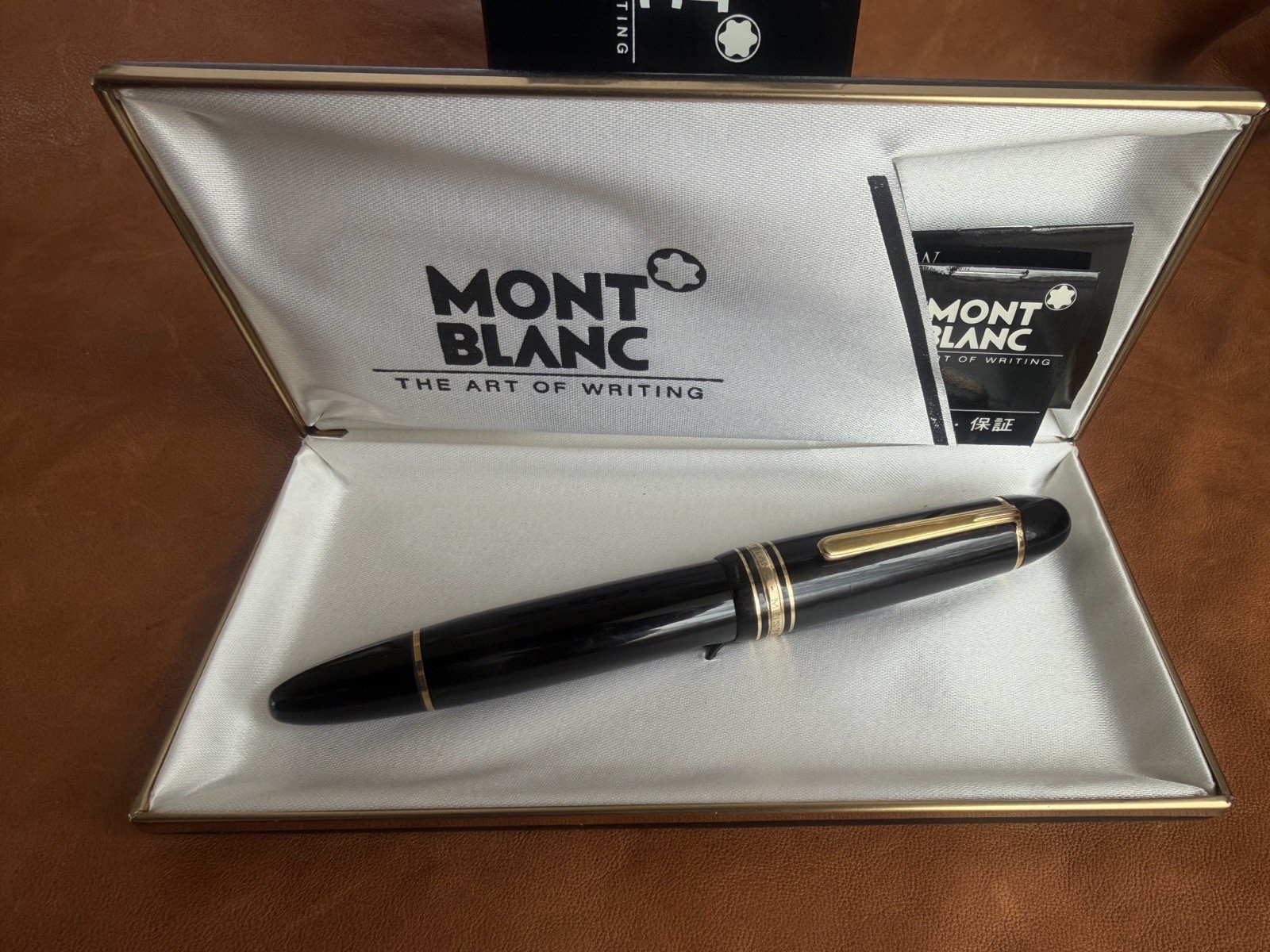 Montblanc Meisterstuck 149 Fountain Pen 18C Gold Broad Nib - Image 4