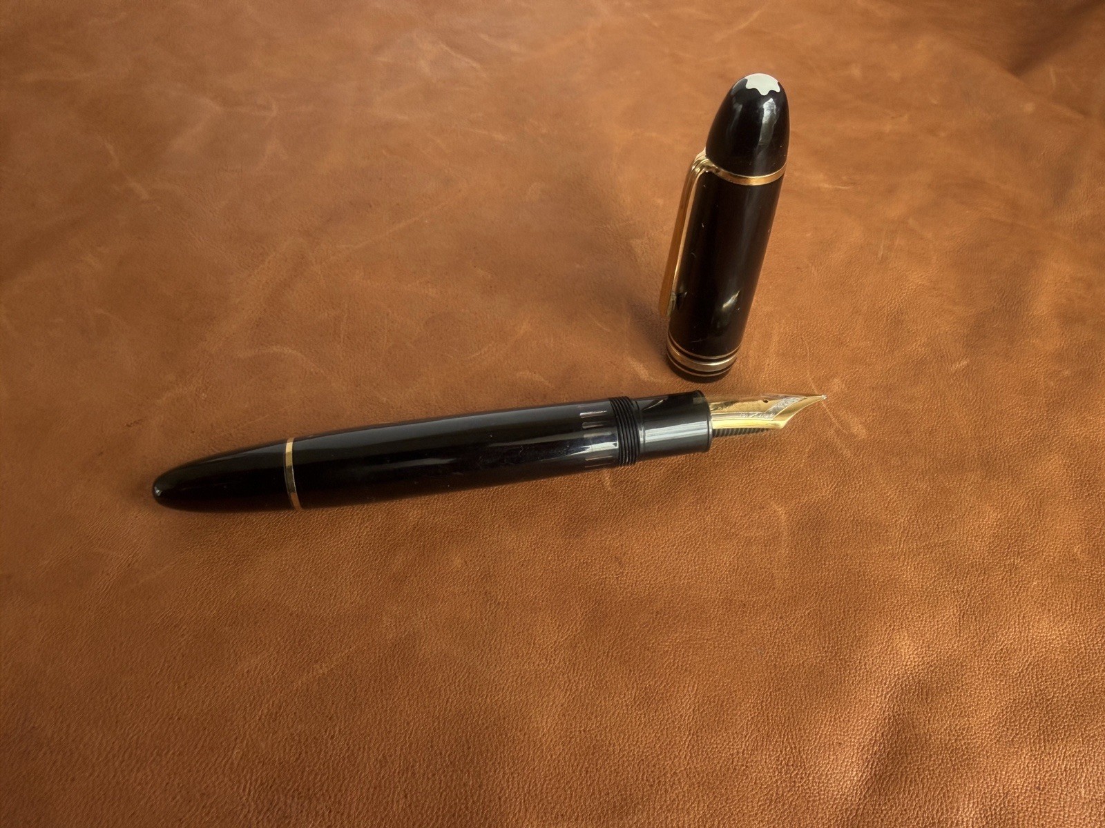 Montblanc Meisterstuck 149 Fountain Pen 18C Gold Broad Nib - Image 6