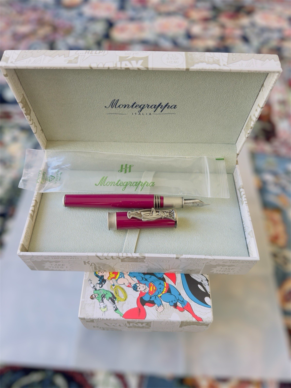 Montegrappa DC Comics Cat Woman Fountain Pen Fine Steel Nib - Image 2