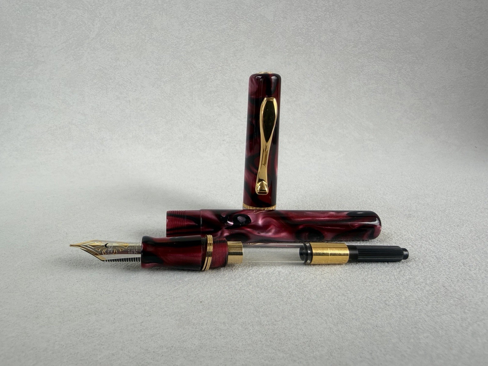 Visconti Kaleido Limited Edition 01/50 Burgundy Celluloid Fountain Pen 18K Nib - Image 17