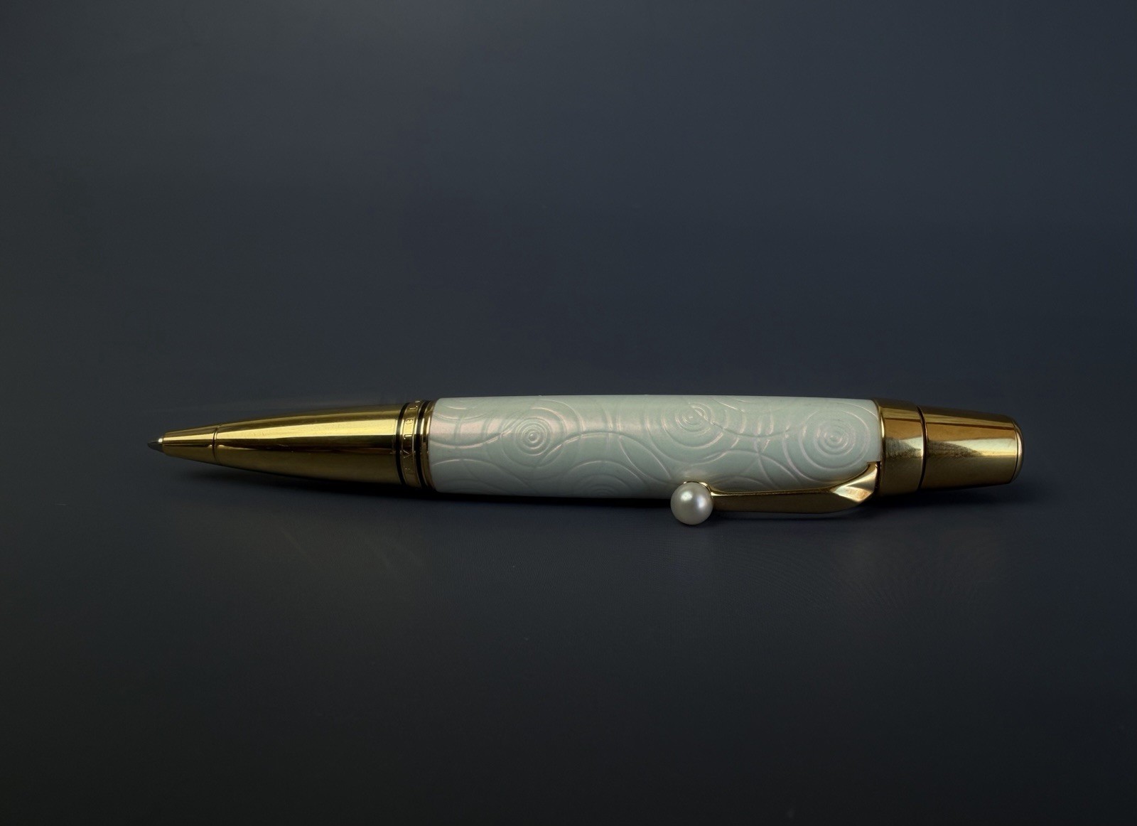 Montblanc Boheme Akoya Pearl Resin Lacquer Ballpoint Pen