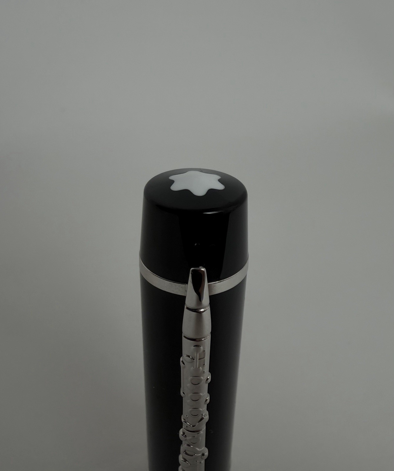 Montblanc George Gershwin Donation Series Special Edition Fountain Pen 18K M Nib - Image 10