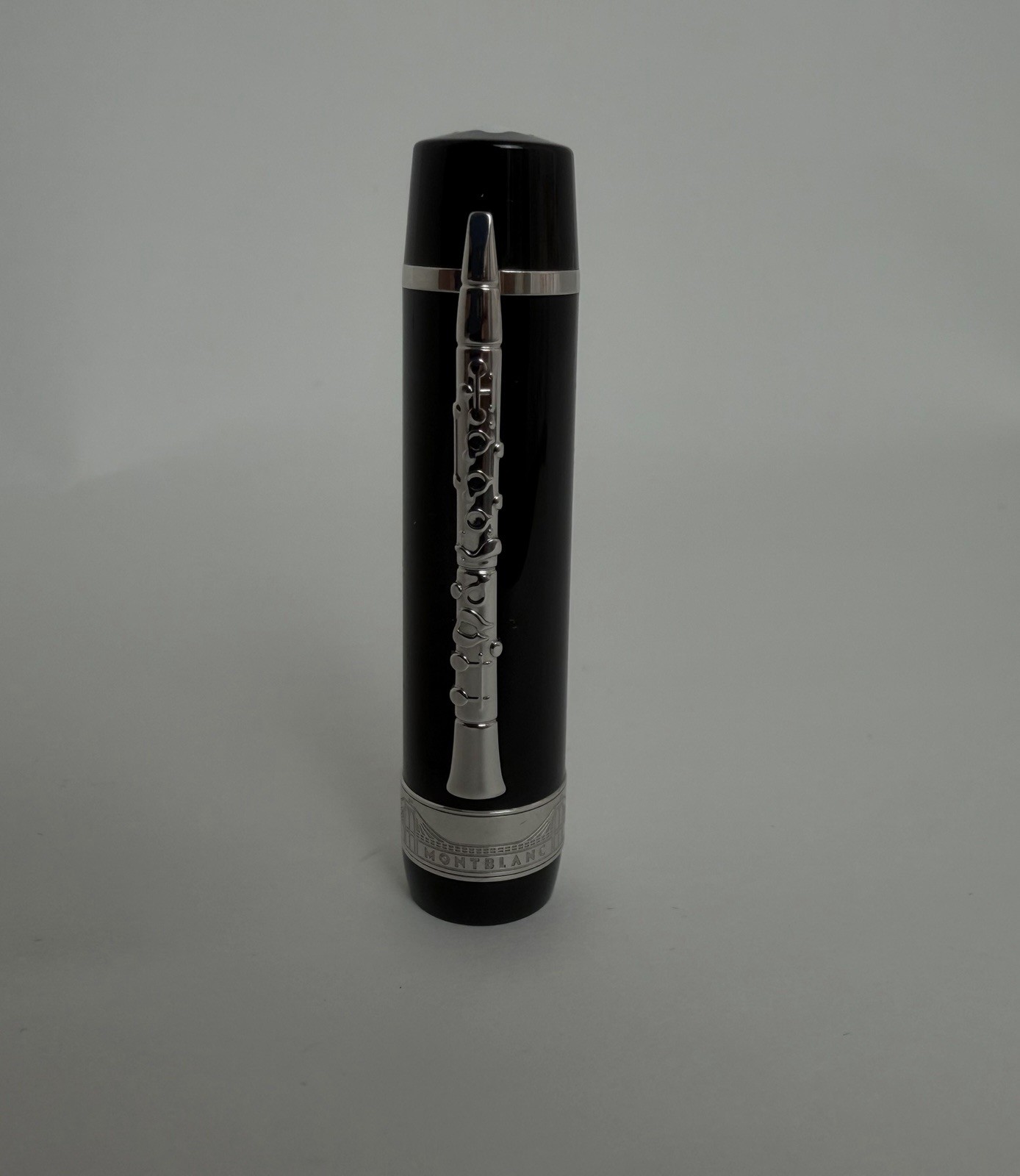 Montblanc George Gershwin Donation Series Special Edition Fountain Pen 18K M Nib - Image 9