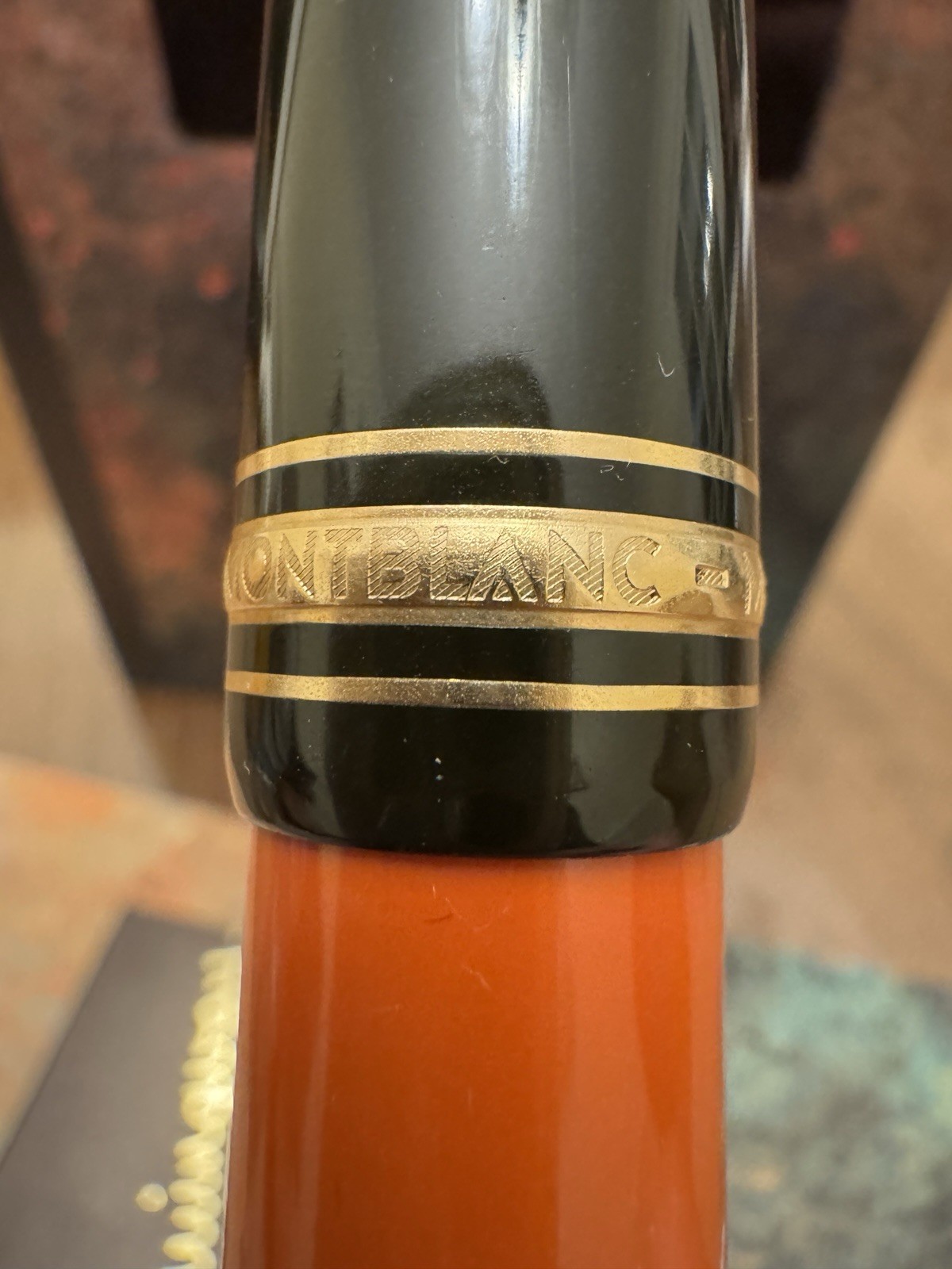 Montblanc Ernest Hemingway Writers Edition Fountain Pen B 18K Gold Nib - Image 8