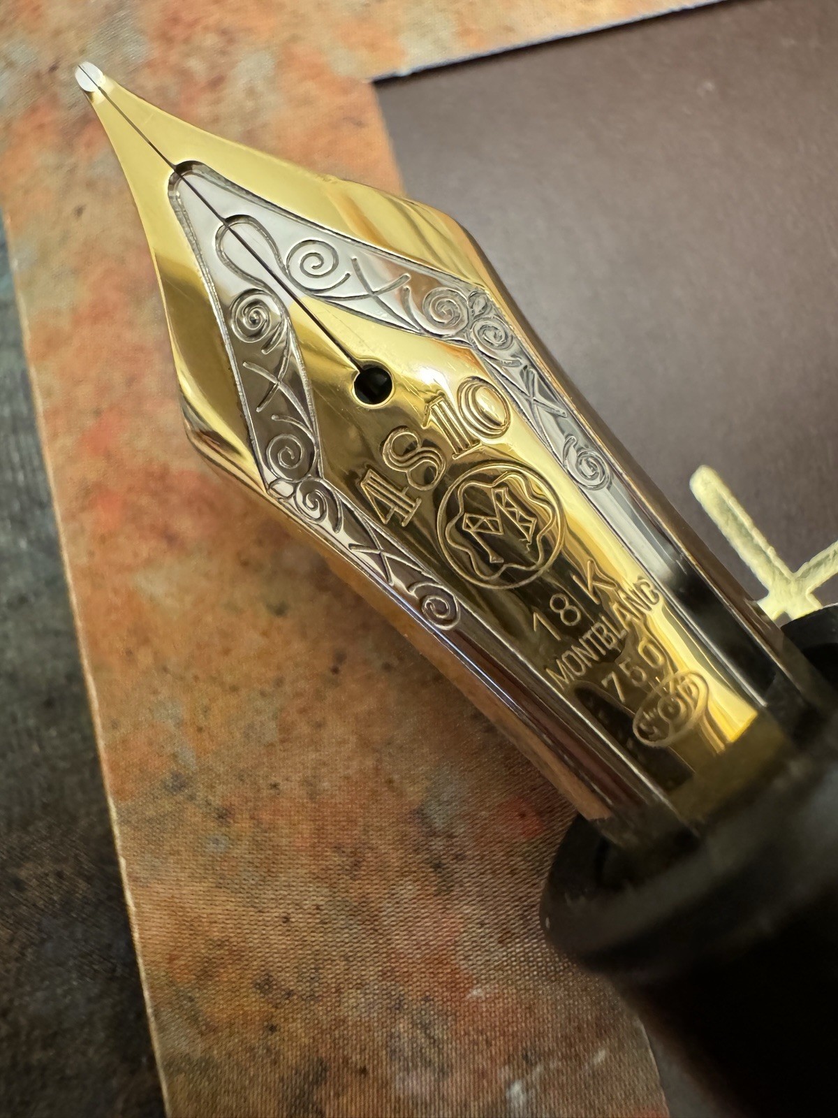 Montblanc Ernest Hemingway Writers Edition Fountain Pen B 18K Gold Nib - Image 3