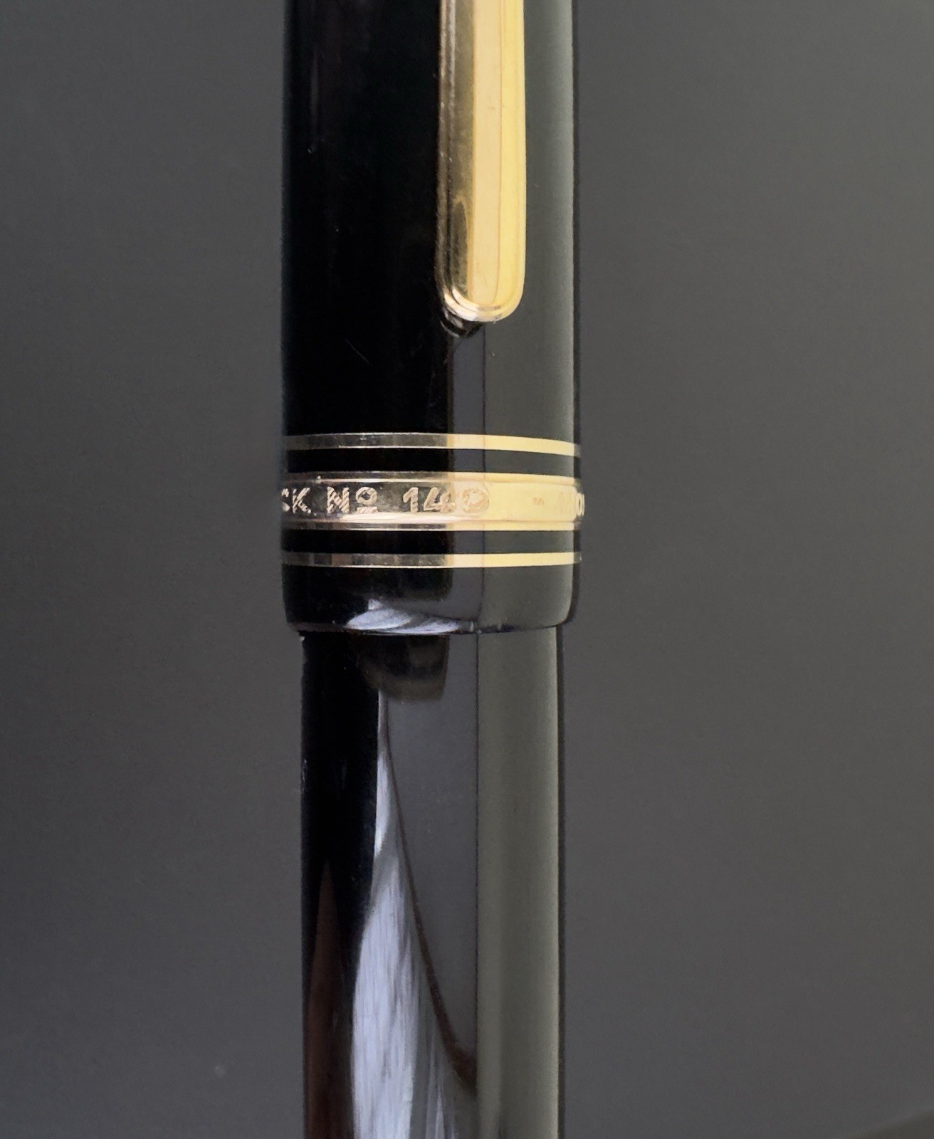 Montblanc Meisterstuck 149 Fountain Pen 14C Gold Medium Nib - Image 9