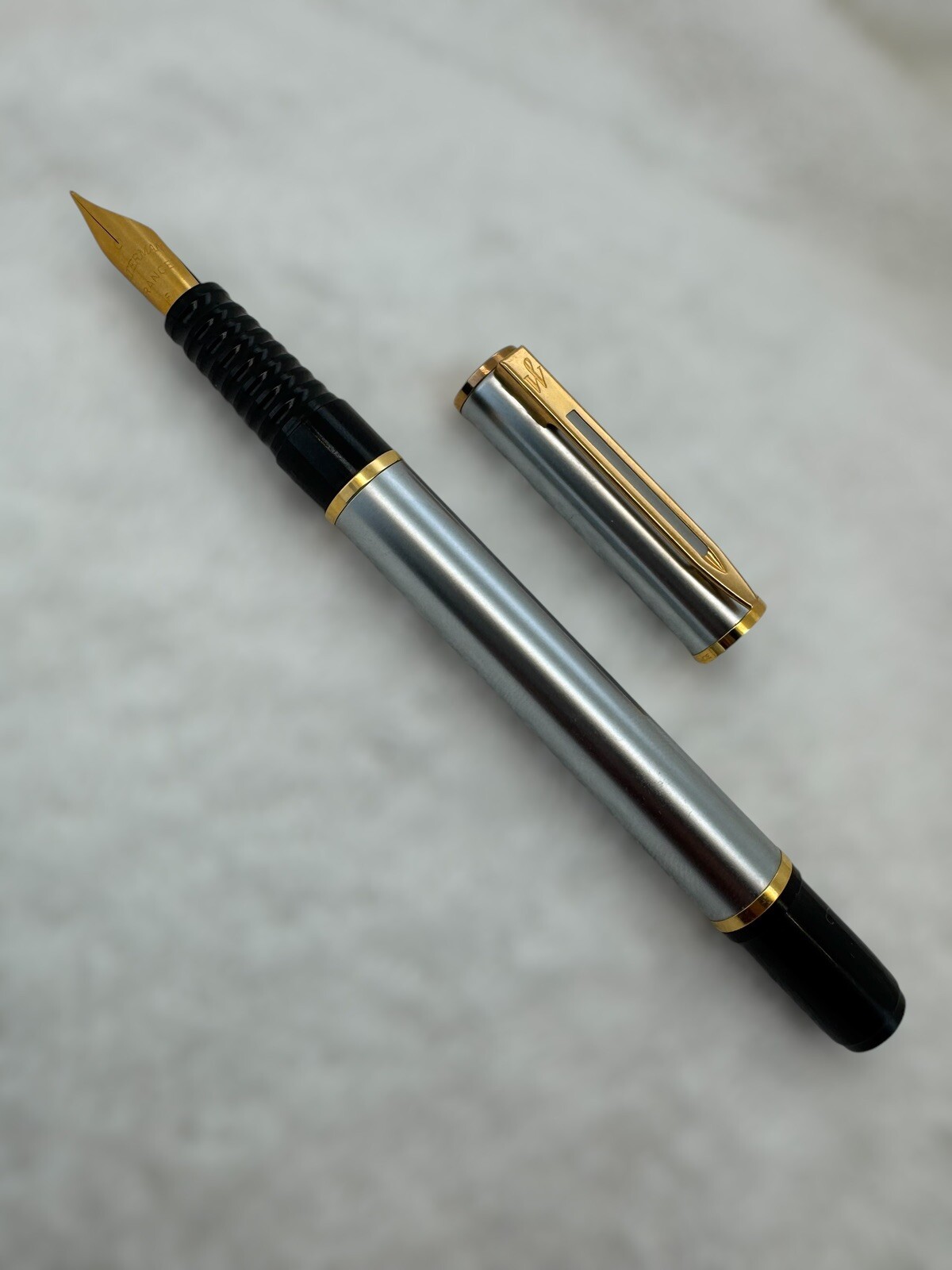Waterman Metal Lined Gold Trim Silver Fine Nib Converter France