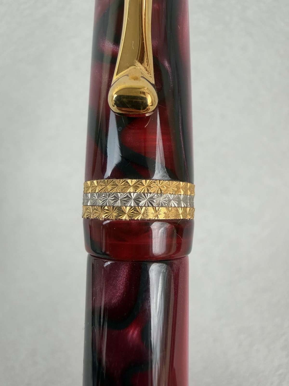 Visconti Kaleido Limited Edition 01/50 Burgundy Celluloid Fountain Pen 18K Nib - Image 16