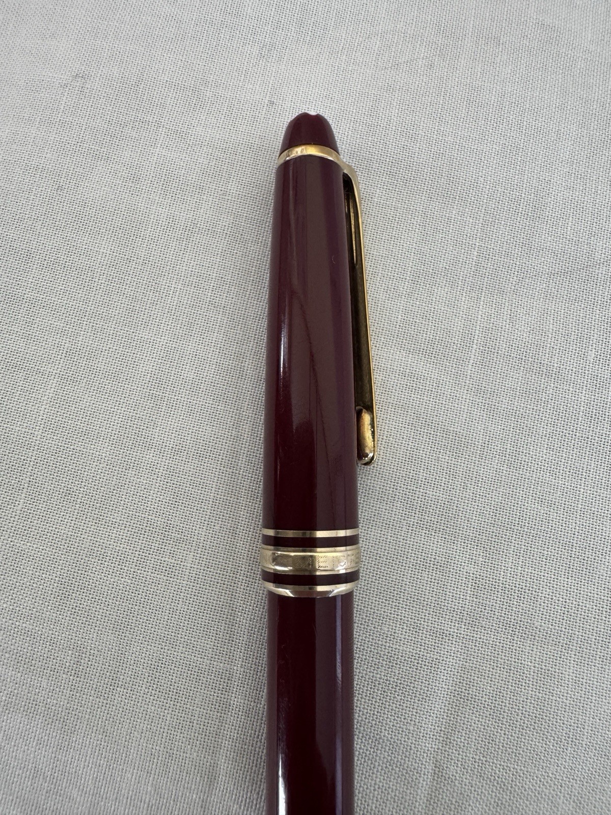 Montblanc Meisterstuck 144 Fountain Pen Burgundy Gold M Nib - Image 4