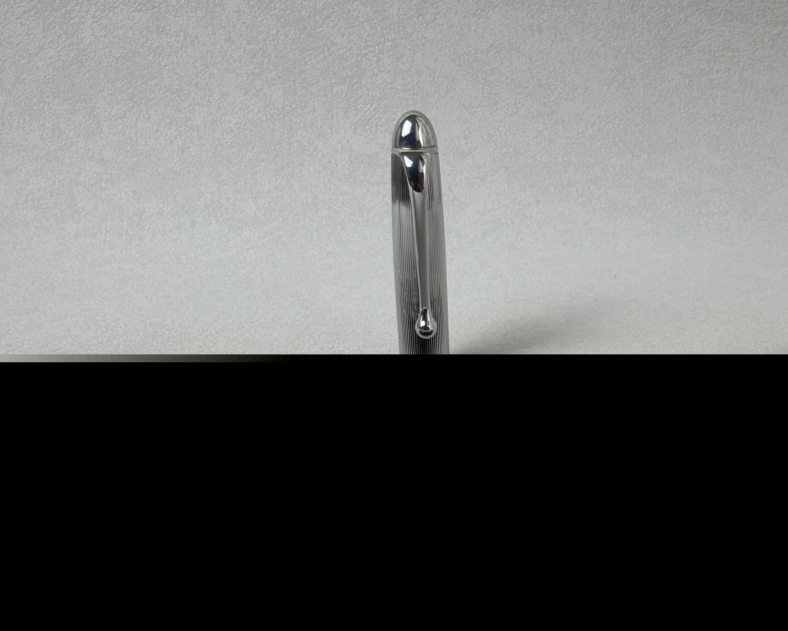 Aurora 88 Small Fountain Pen Silver Cap 14K Gold F Nib - Image 9