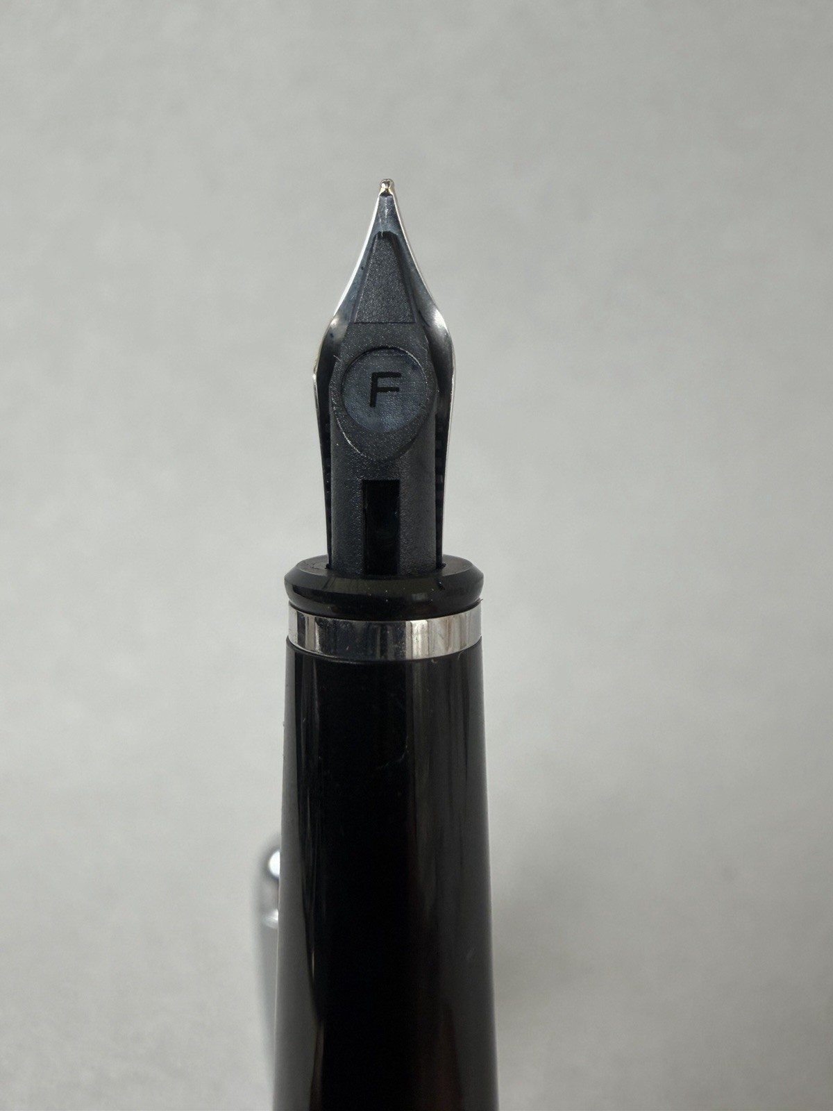 Aurora 88 Small Fountain Pen Silver Cap 14K Gold F Nib - Image 8