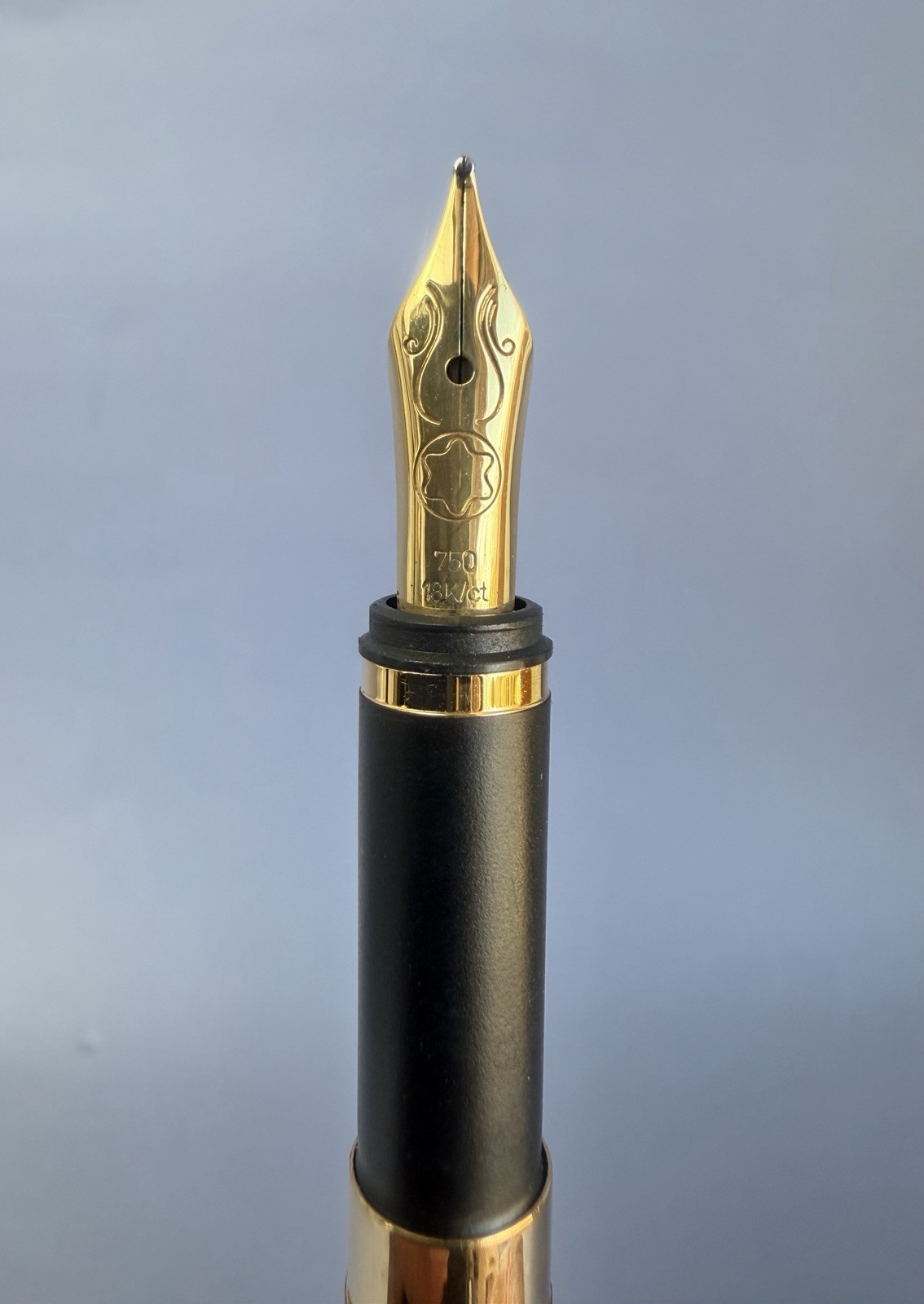 Montblanc Noblesse Fountain Pen Black Marble 18ct Gold M Nib - Image 5