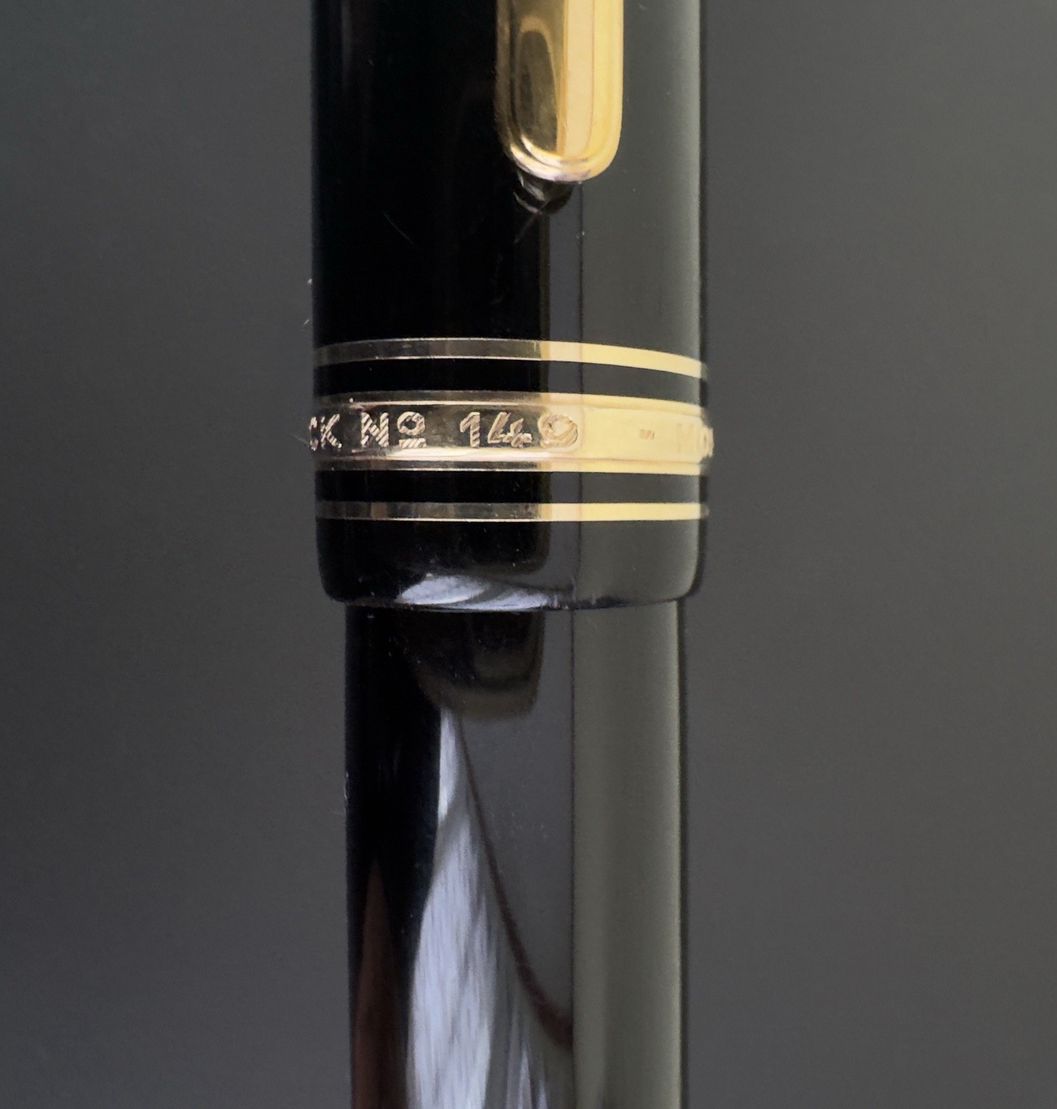 Montblanc Meisterstuck 149 Fountain Pen 14C Gold Medium Nib - Image 8