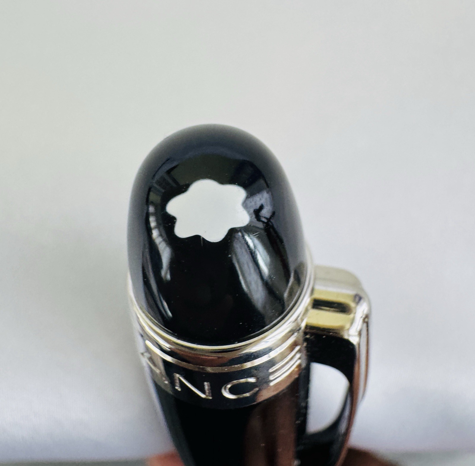 Montblanc StarWalker Rollerball Pen Black Resin Platinum Trim - Image 13