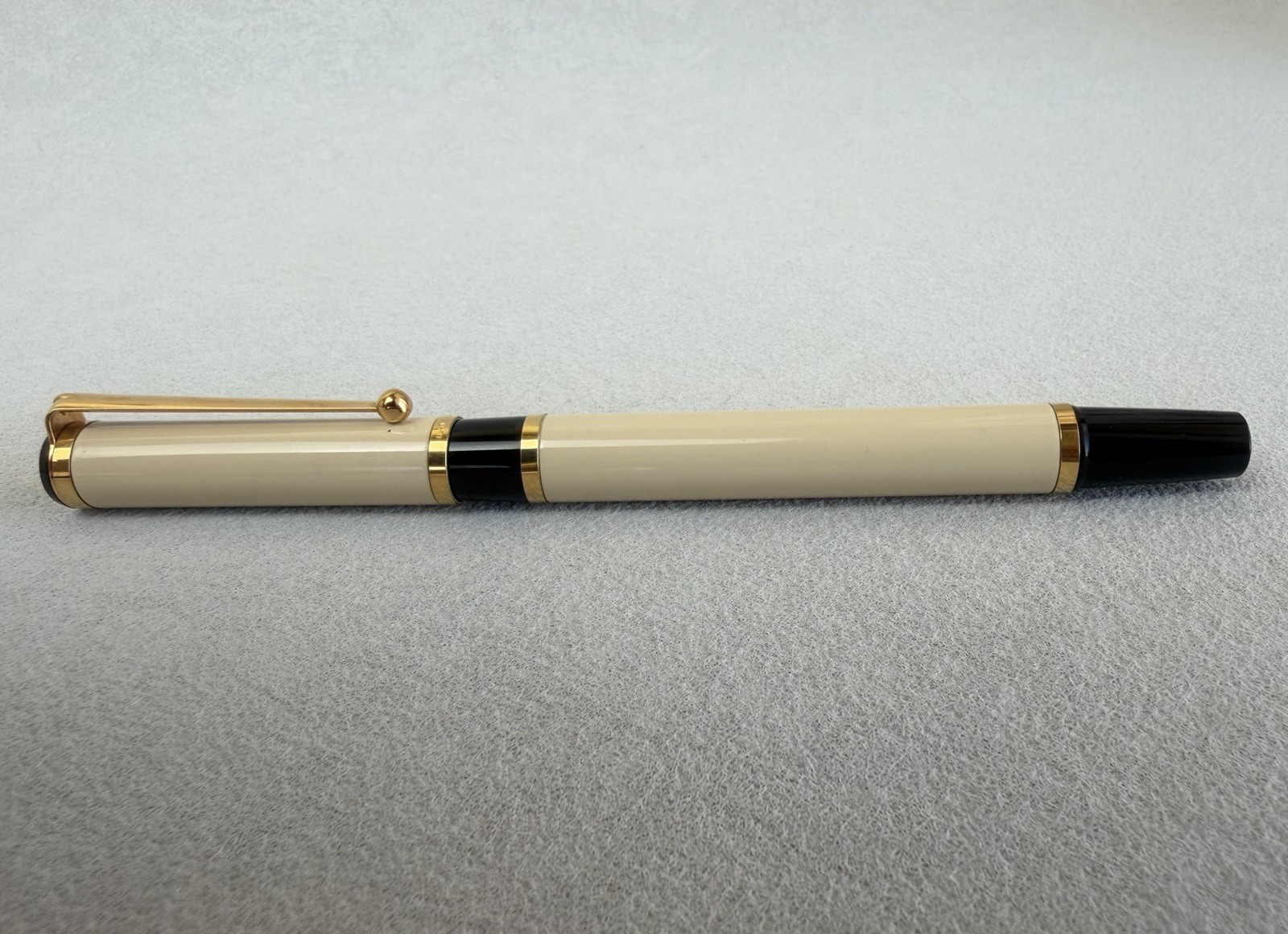Vintage Waterman Fountain Pen 18K Gold Nib France - Image 2