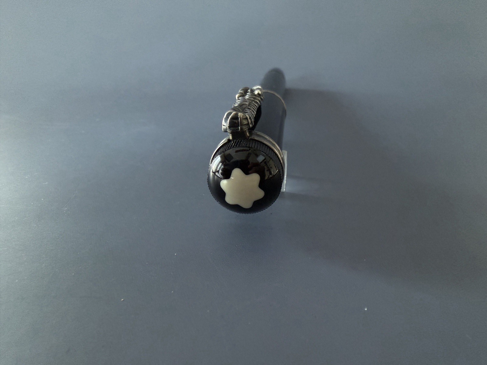 Montblanc Great Characters Alfred Hitchcock Rollerball Pen Limited Edition 3000 - Image 7