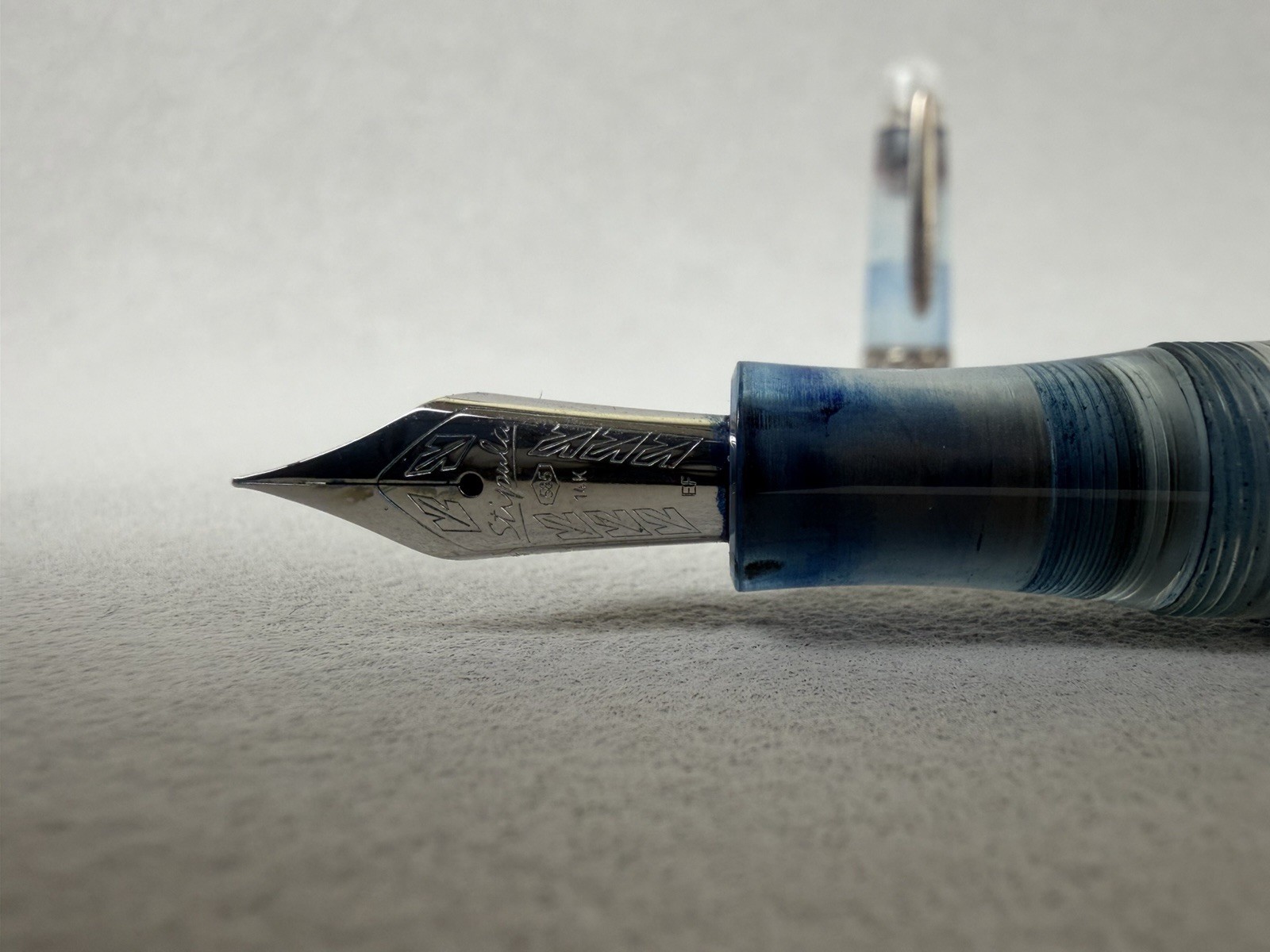 Montblanc Rollerball Pen Limited Edition Mahatma Gandhi 2009 - Image 5