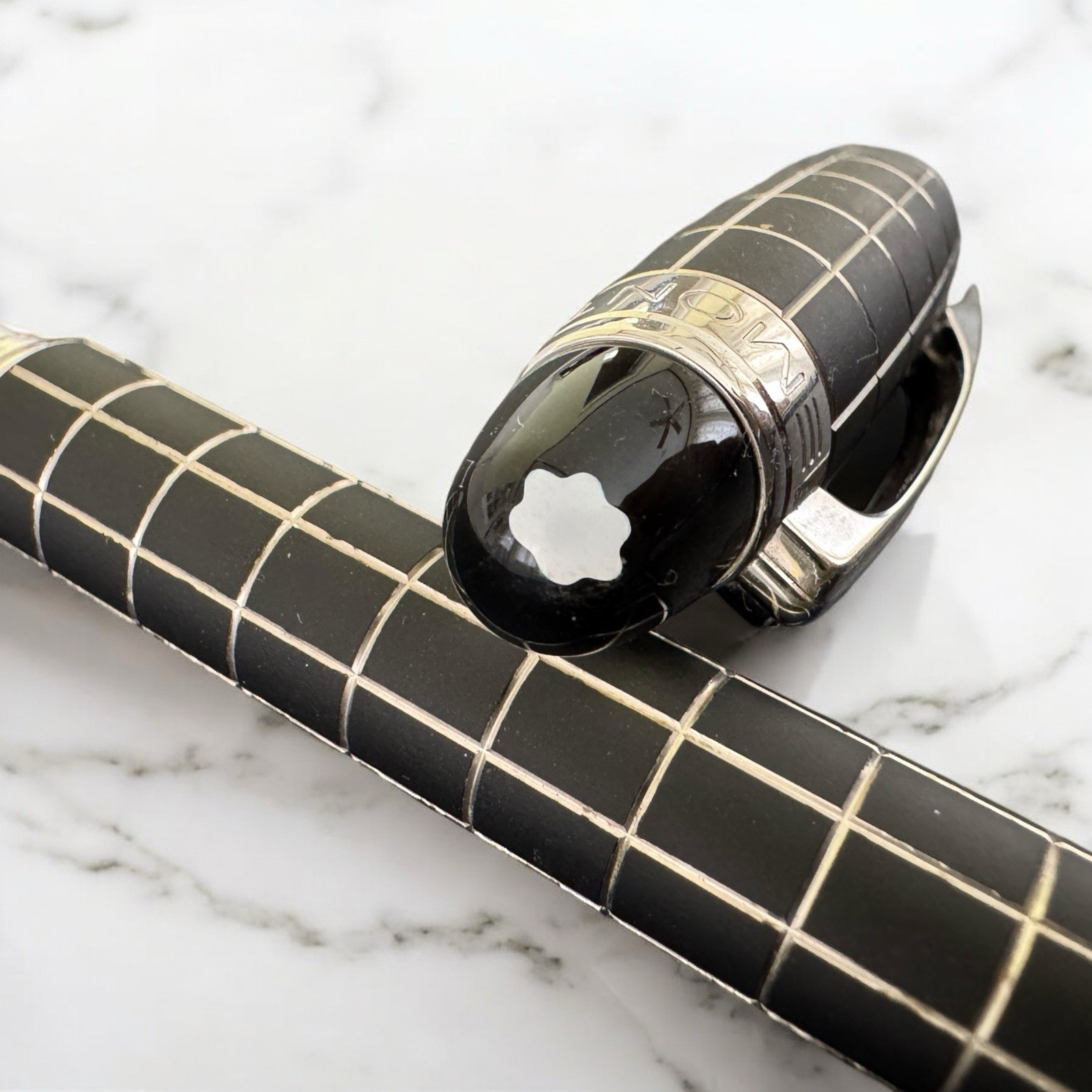 Montblanc Starwalker Fountain Pen Metal Rubber Silver Plated 14K Nib - Image 4